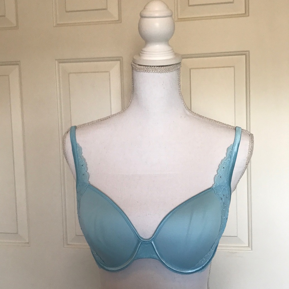 Victoria's Secret blue lace/rhinestone bra 36C